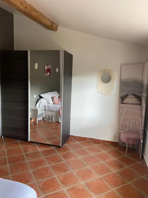 Gite A La Ferme Avec Jacuzzi Et Sauna Villefloure Luaran gambar